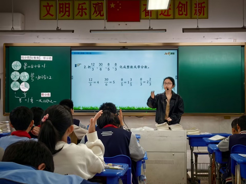 陈1.jpg